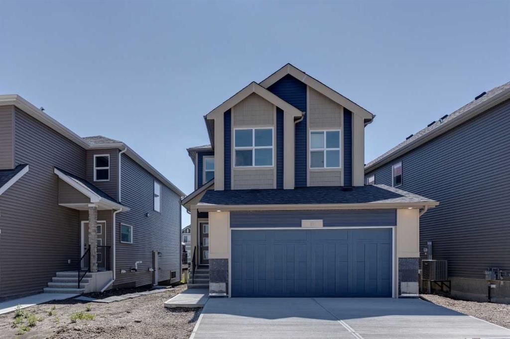 11 Lewiston View NE, Calgary — photo 2 of 38