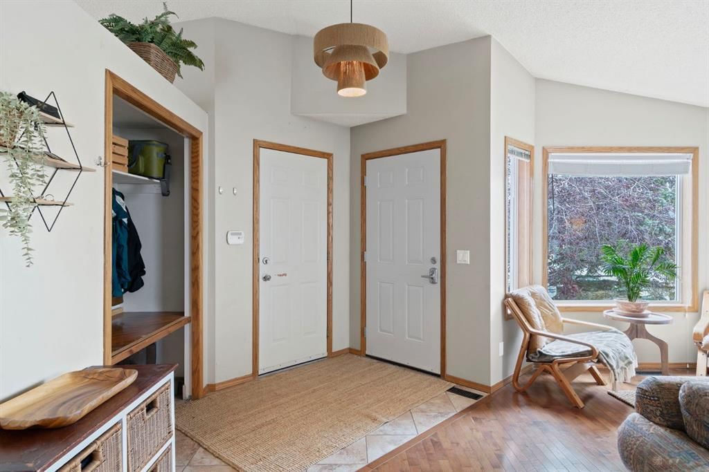 132 Arbour Ridge Way NW, Calgary — photo 4 of 47