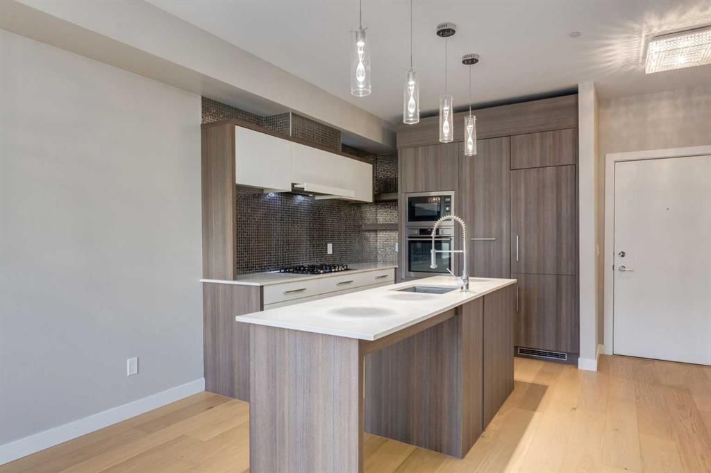 205, 119 19 Street NW, Calgary — photo 5 of 26