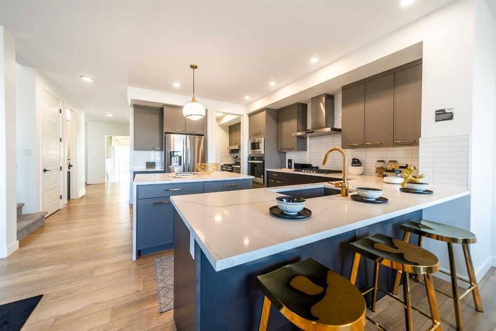 76 Creekside Path SW, Calgary — photo 5 of 20