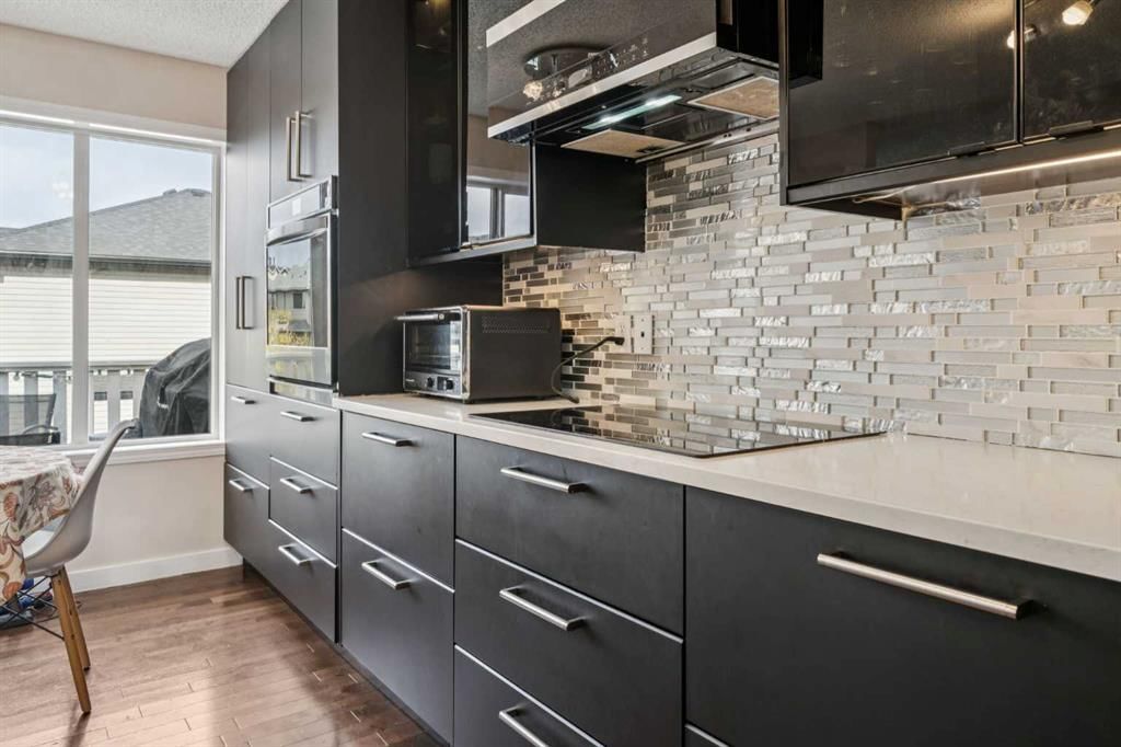 171 Everhollow Way SW, Calgary — photo 4 of 35