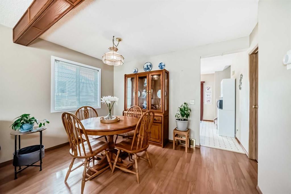 223 Martindale Boulevard NE, Calgary — photo 5 of 42