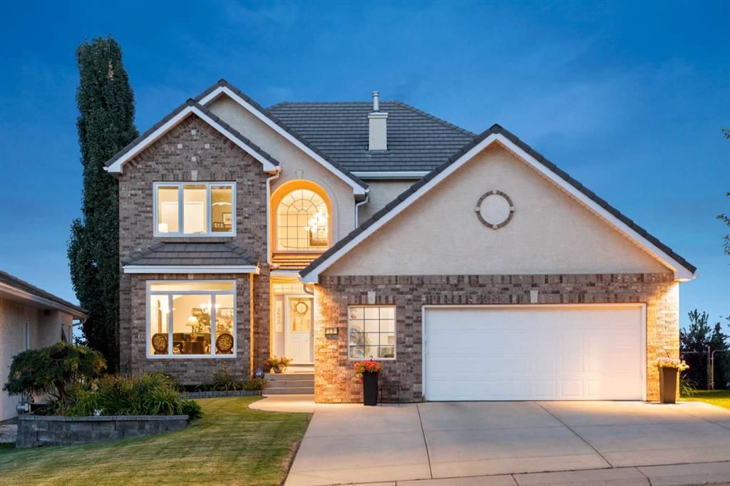 22 Hamptons Heights NW, Calgary — main listing photo