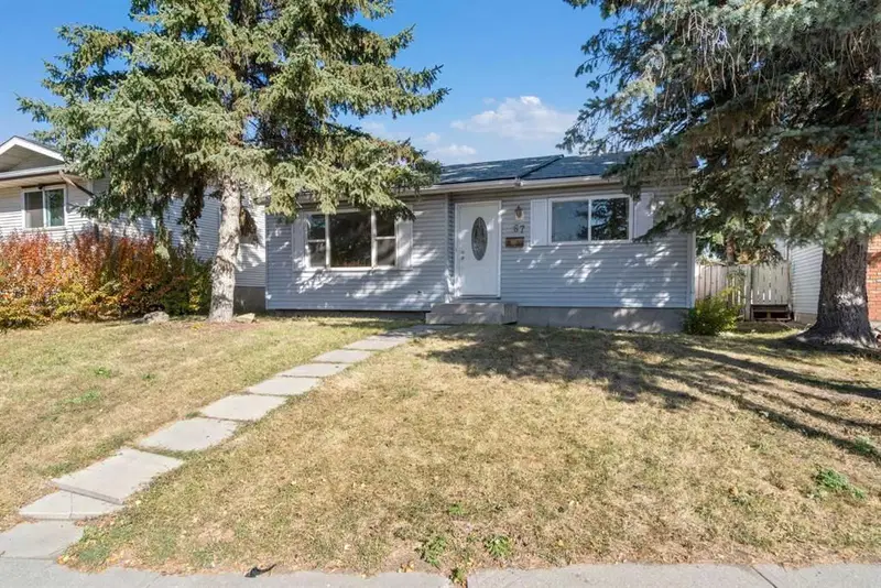 67 Fallswater Crescent NE, Calgary — photo 2 of 50