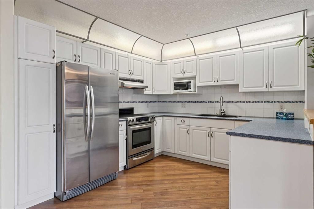 251, 8535 Bonaventure Drive SE, Calgary — photo 5 of 34