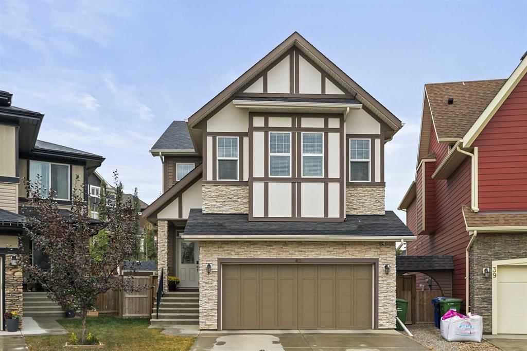 43 Nolancrest Manor NW, Calgary — main listing photo
