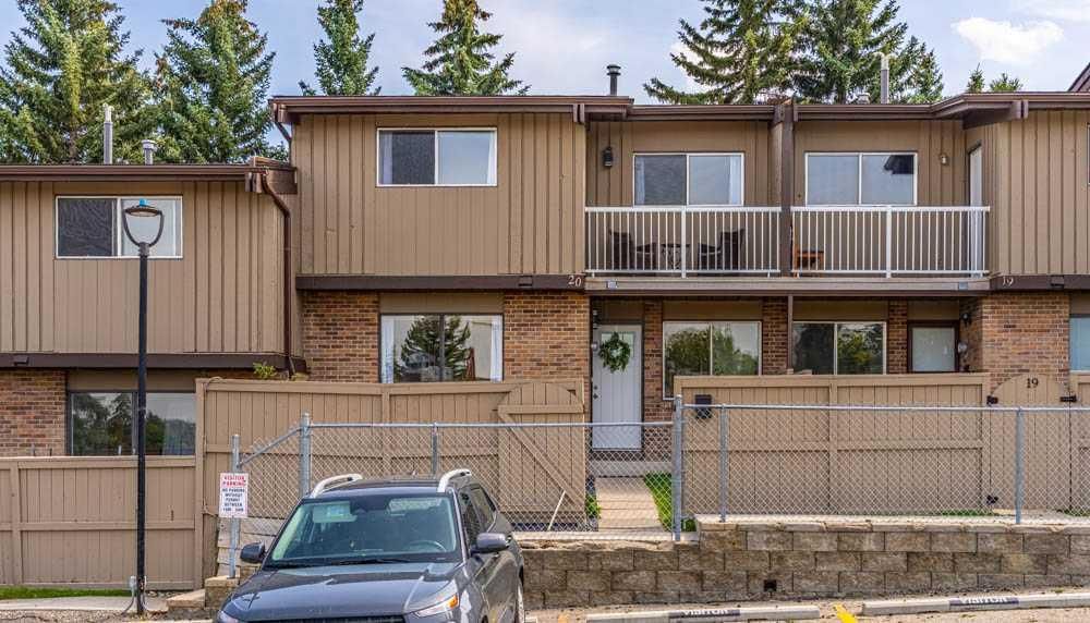 20, 1055 72 Avenue NW, Calgary — photo 2 of 24