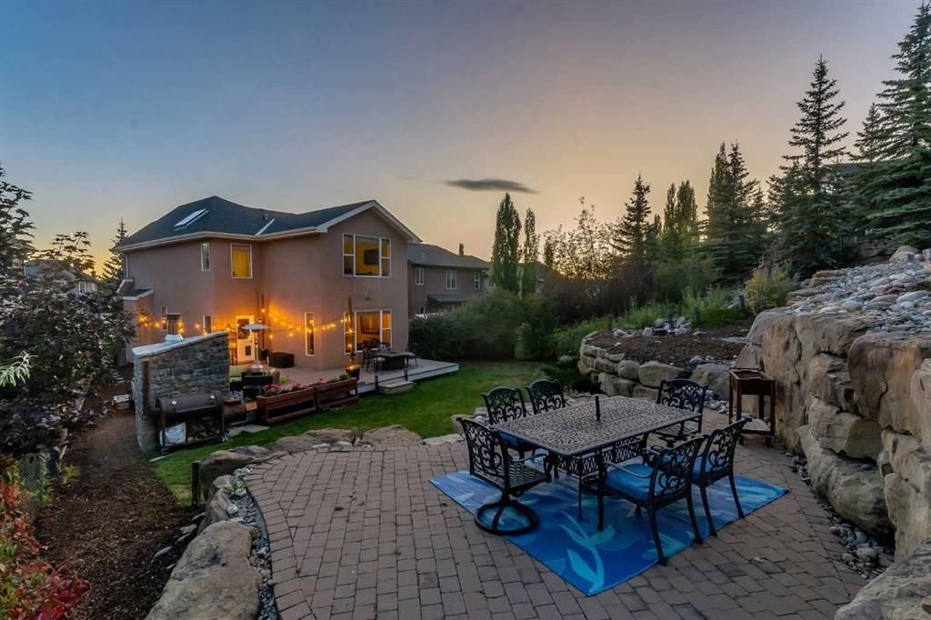 103 Aspen Stone Crescent SW, Calgary — photo 4 of 32