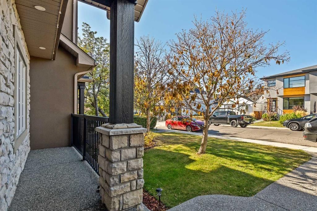 2410 26 Street SW, Calgary — photo 2 of 50