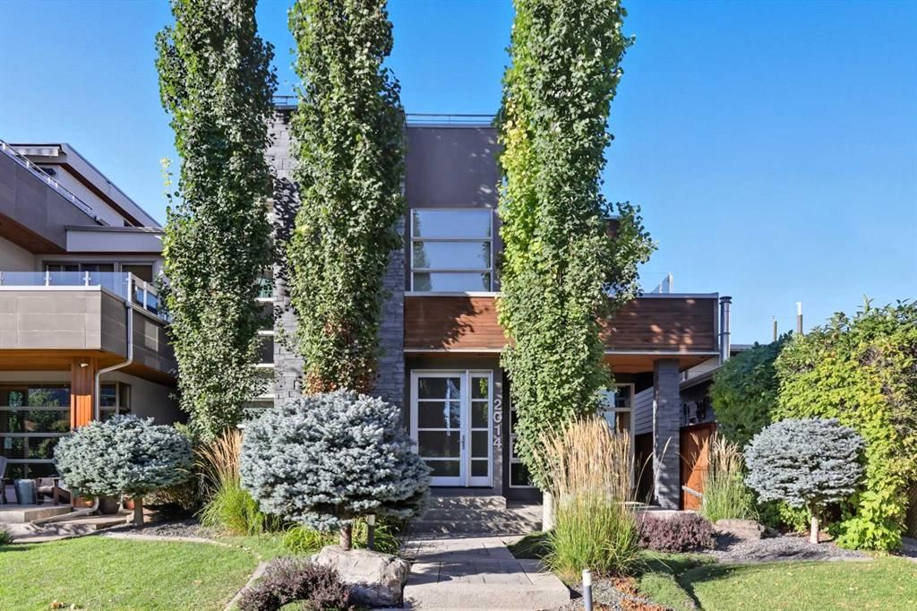 2014 32 Avenue SW, Calgary — main listing photo