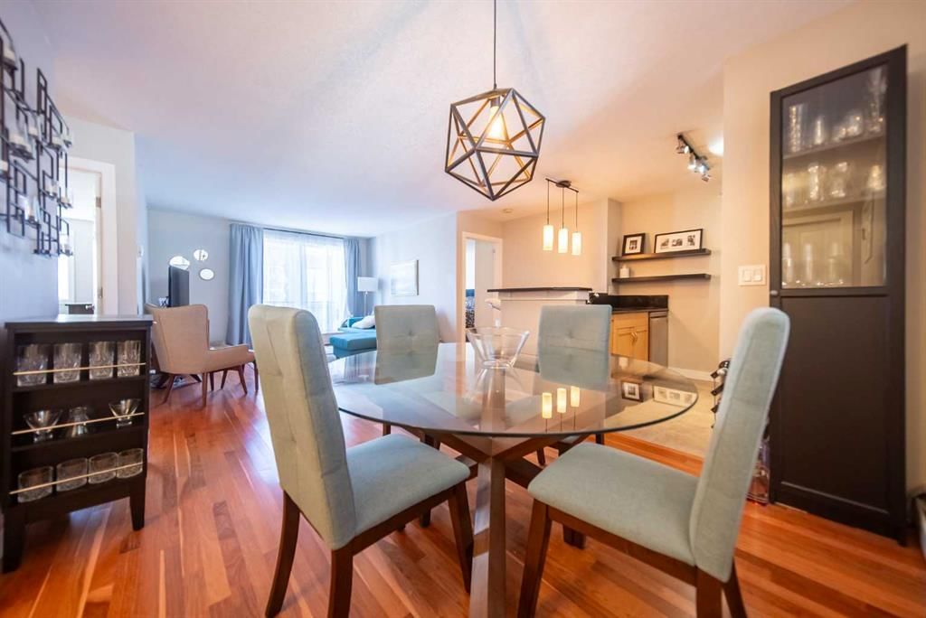 304, 2440 34 Avenue SW, Calgary — main listing photo
