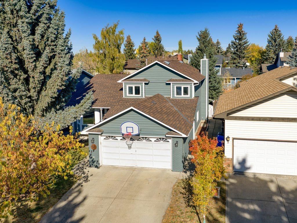 64 Edforth Road NW, Calgary — main listing photo