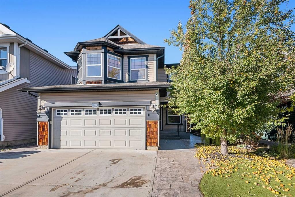 38 Autumn Gardens SE, Calgary — main listing photo