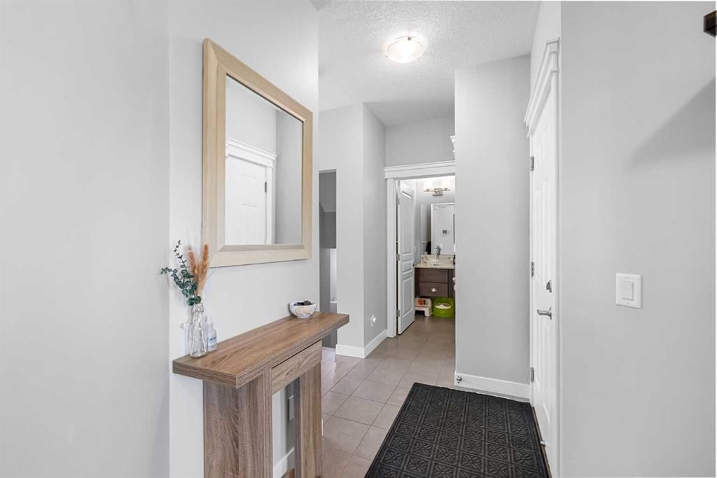 166 Evanscrest Way NW, Calgary — photo 4 of 30