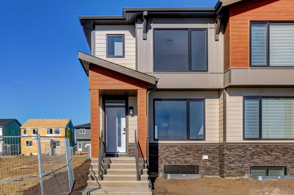 70 Setonvista Grove SE, Calgary — main listing photo