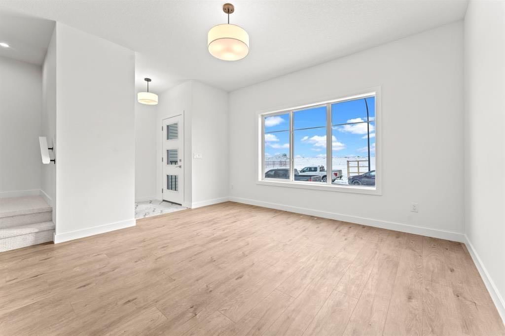 7654 202 Avenue SE, Calgary — photo 3 of 28