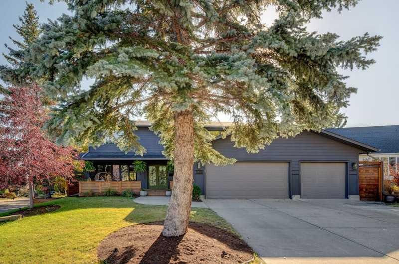 128 Oakside Bay SW, Calgary — photo 3 of 49
