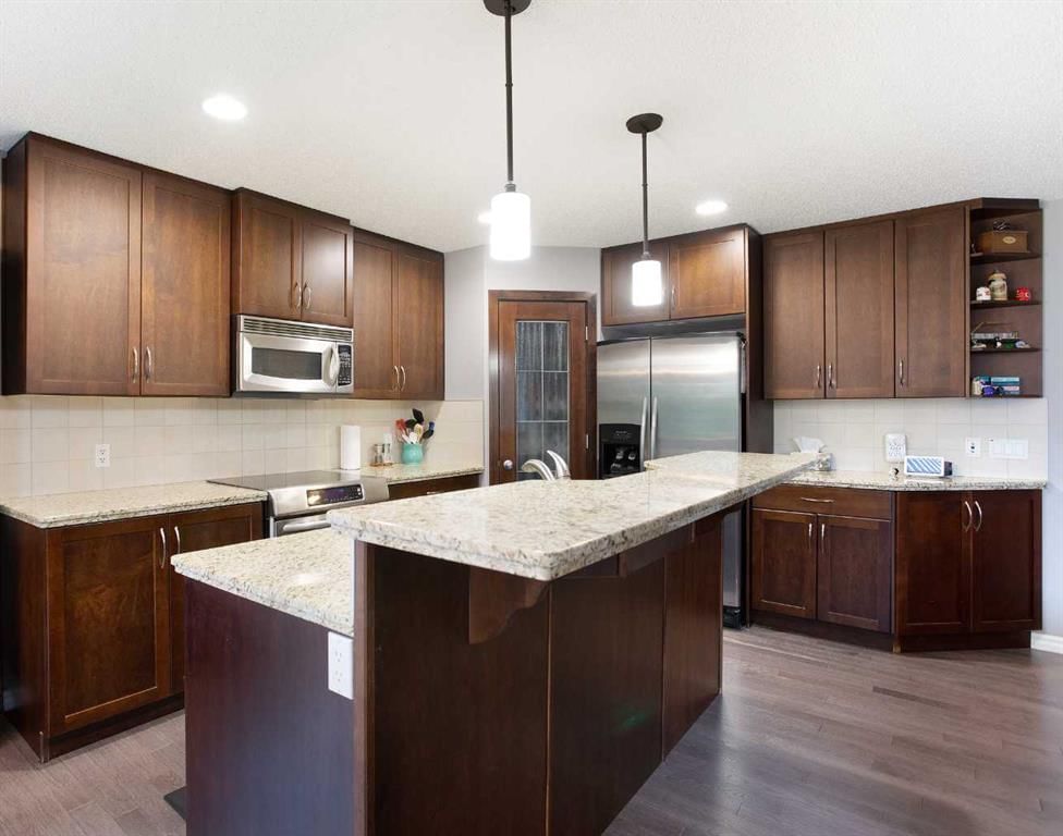 332 New Brighton Place SE, Calgary — photo 3 of 23