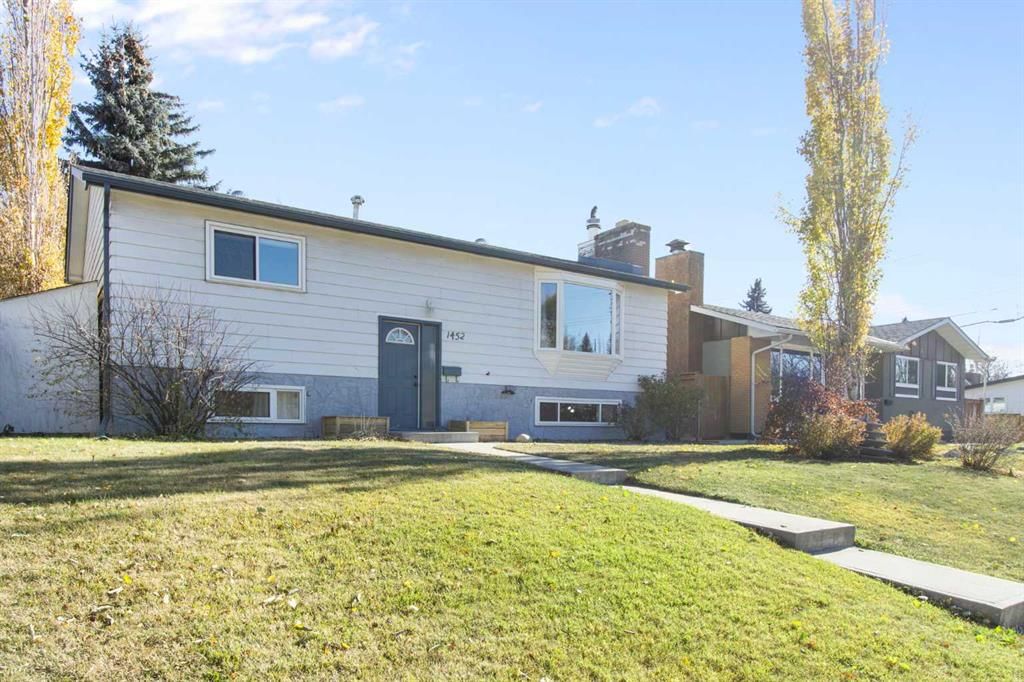 1452 Lake Sylvan Drive SE, Calgary — main listing photo