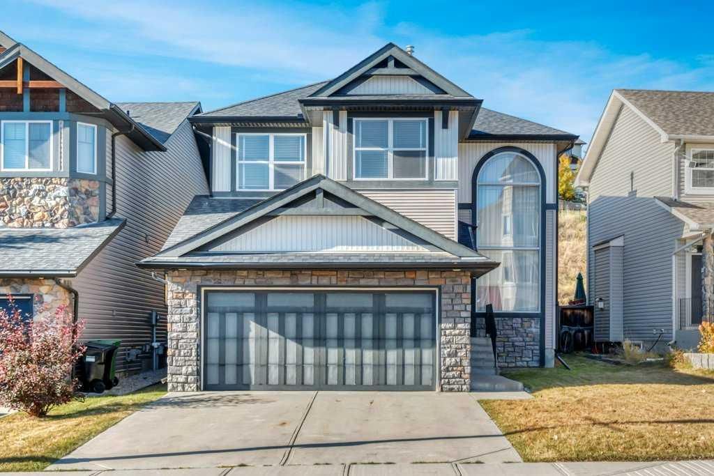 323 St Moritz Drive SW, Calgary — photo 2 of 50