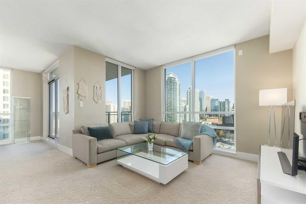 1404, 1111 10 Street SW, Calgary — main listing photo