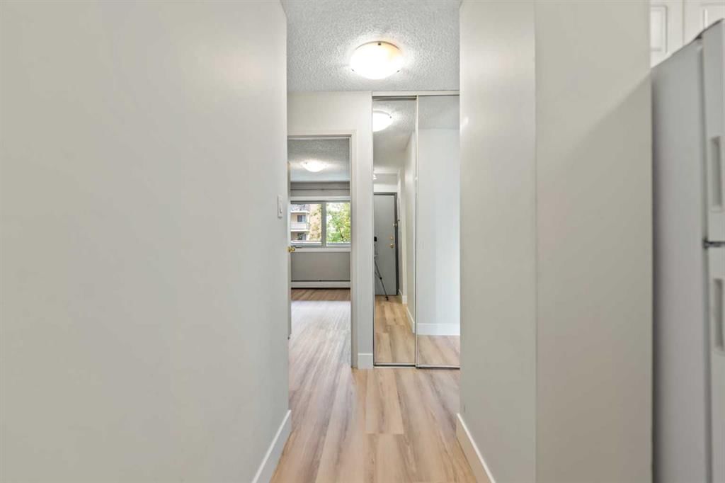 207, 1335 12 Avenue SW, Calgary — photo 5 of 36
