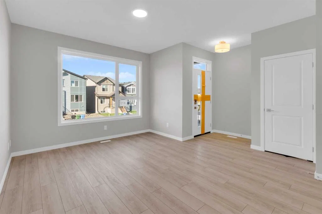 873 Livingston View NE, Calgary — photo 2 of 35