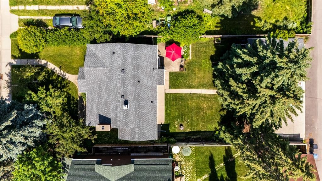 2616 28 Street SW, Calgary — photo 3 of 35