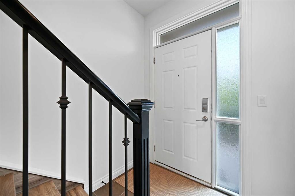 13, 108 Rockyledge View NW, Calgary — photo 5 of 28