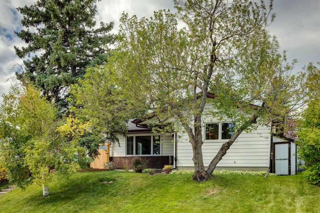 5023 Nemiskam Road NW, Calgary — photo 2 of 42