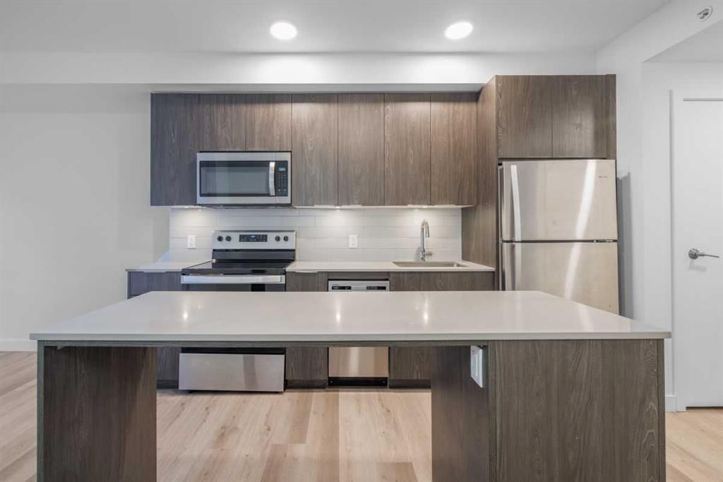203, 123 4 Street NE, Calgary — photo 5 of 13