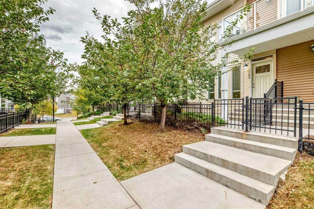 165 Auburn Meadows Walk SE, Calgary — photo 2 of 27