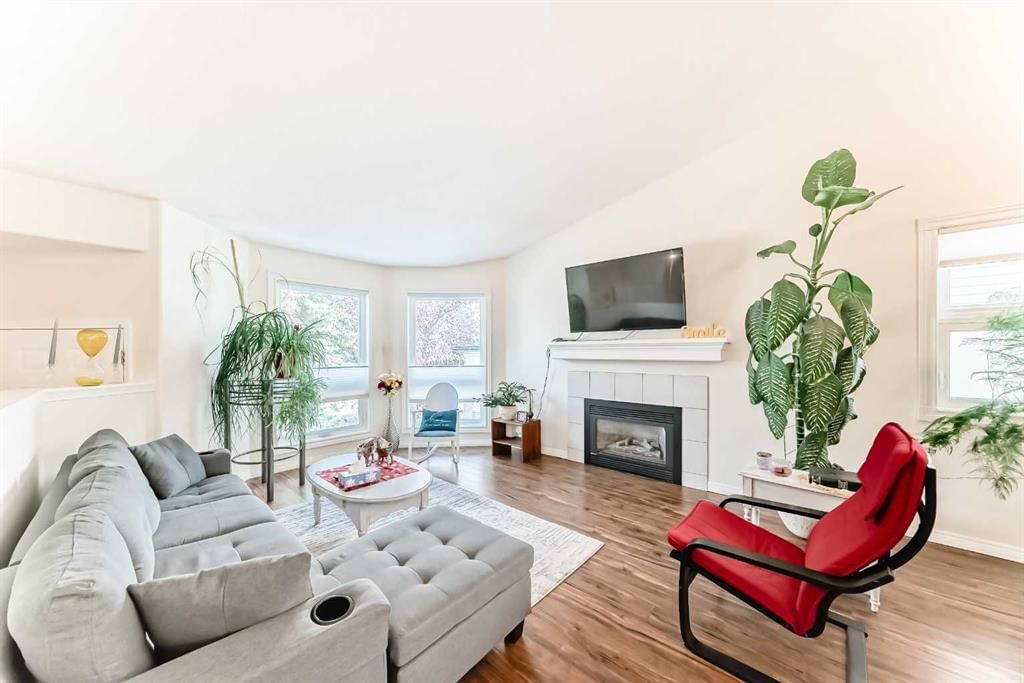 238 Citadel Hills Circle NW, Calgary — photo 4 of 34