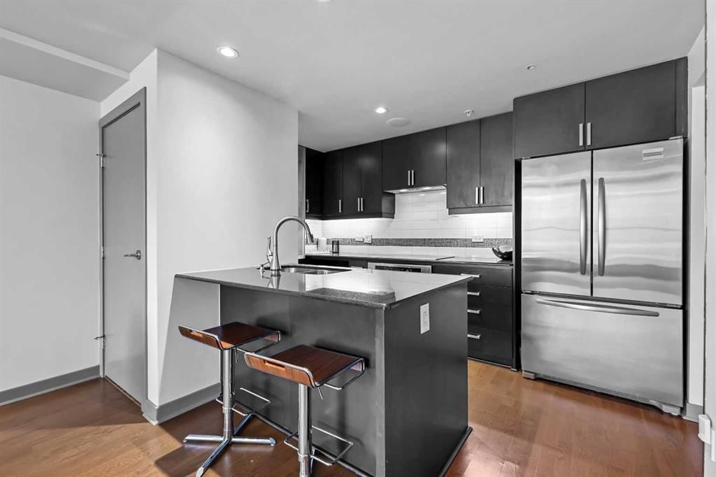 1708, 888 4 Avenue SW, Calgary — photo 3 of 39