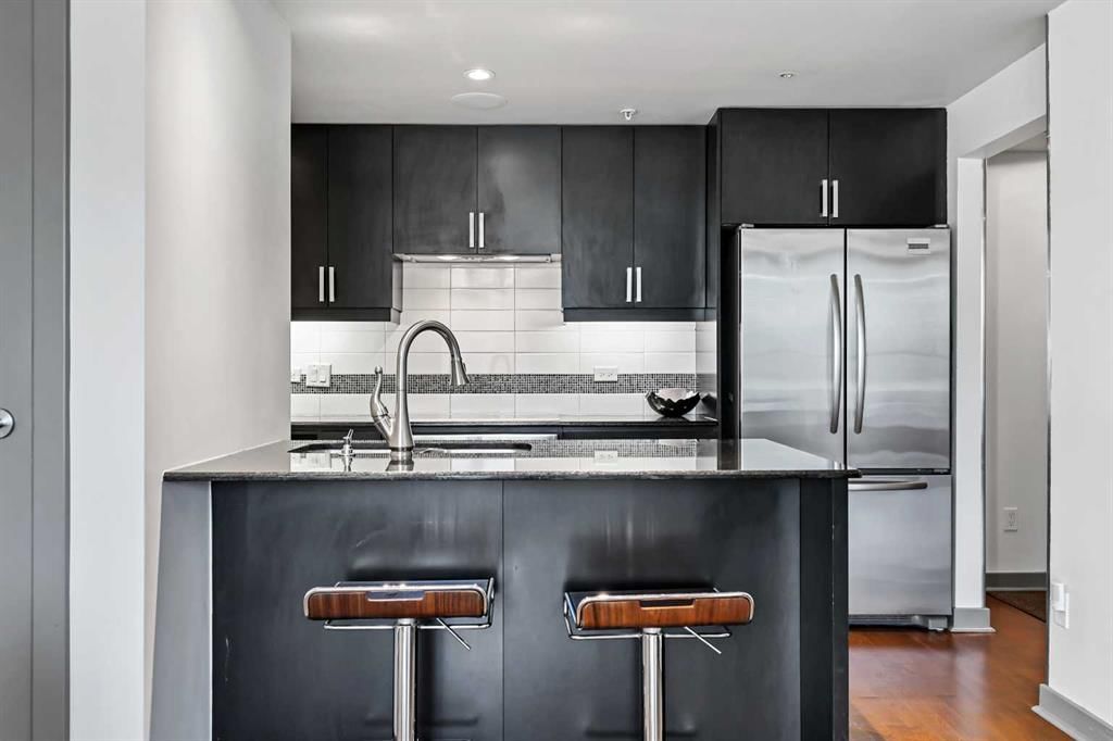 1708, 888 4 Avenue SW, Calgary — photo 4 of 39