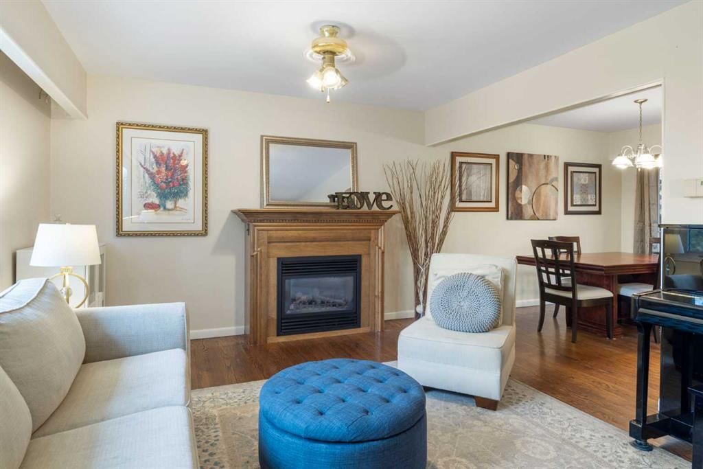 2316 34 Avenue NW, Calgary — photo 4 of 32