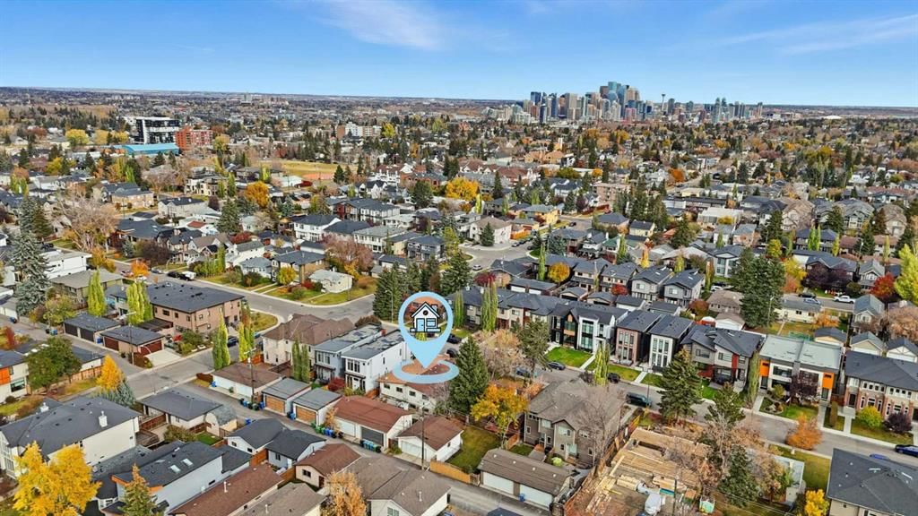 2409 32 Street SW, Calgary — photo 4 of 36