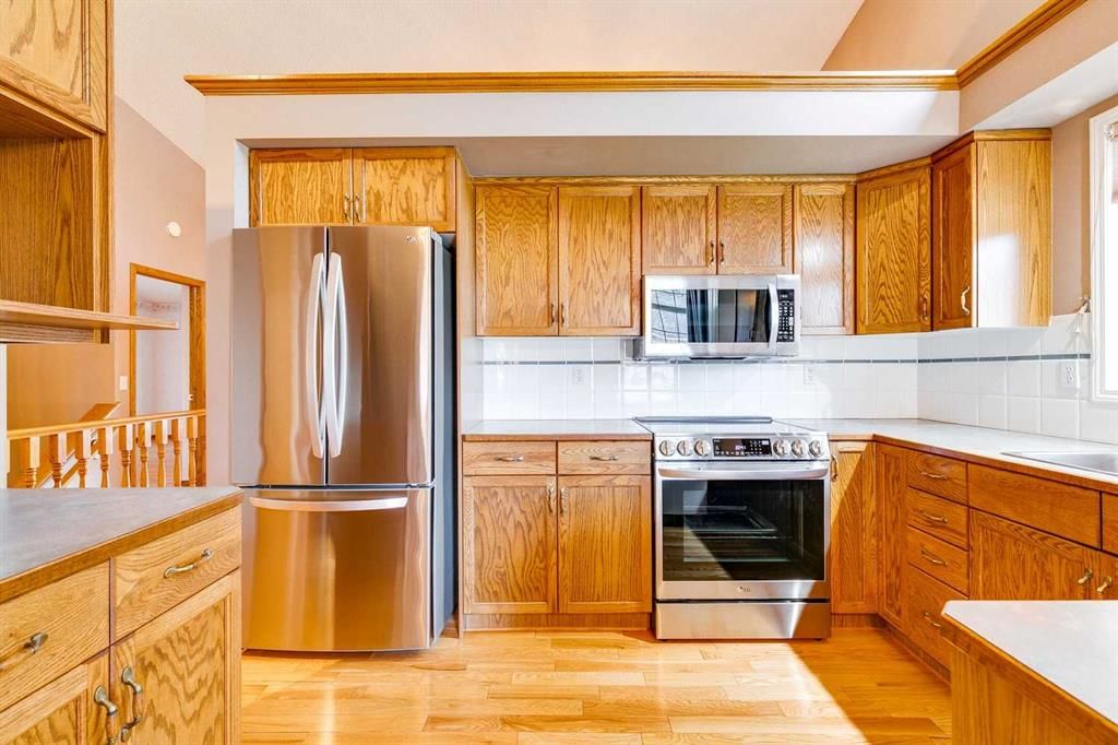 31 Douglasview Park SE, Calgary — photo 5 of 31