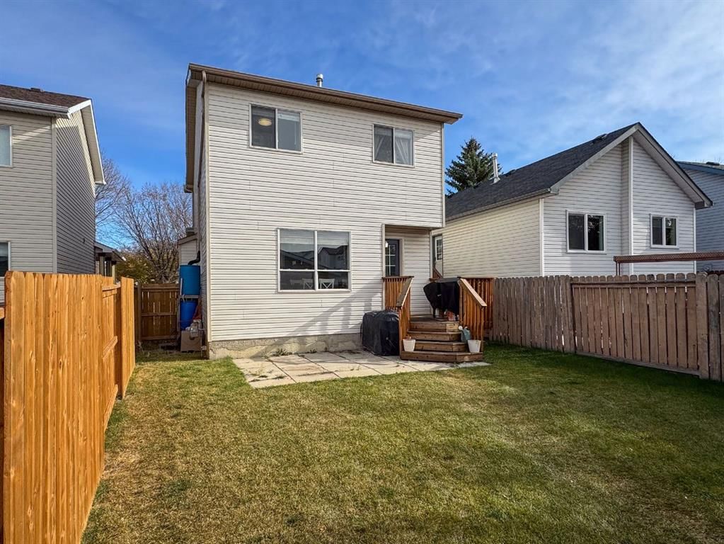 27 Hidden Valley Link NW, Calgary — photo 5 of 46
