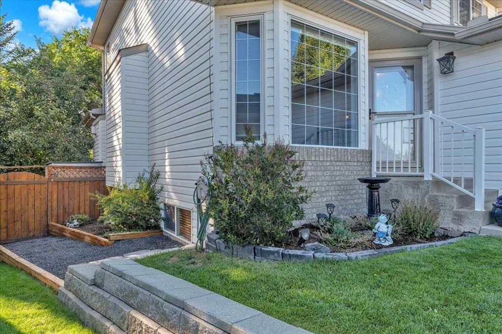 20 Tuscany Ridge Green NW, Calgary — photo 3 of 48