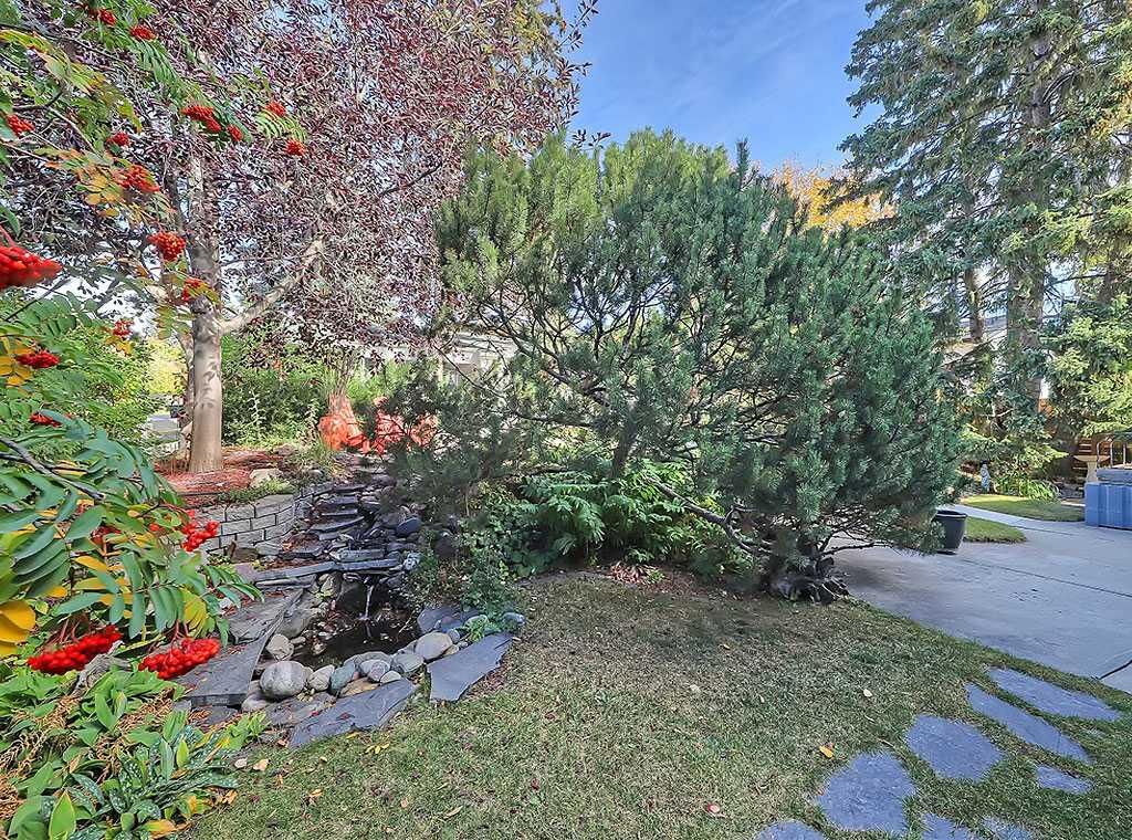 2540 32 Avenue SW, Calgary — photo 5 of 41