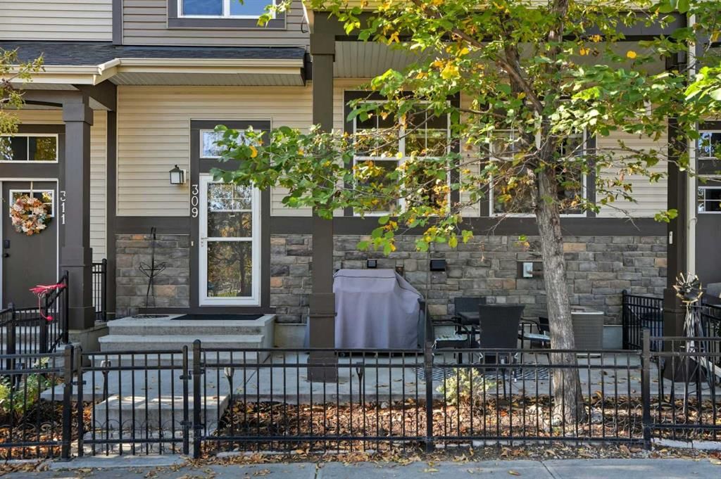 309 Mckenzie Towne Gate SE, Calgary — photo 2 of 50