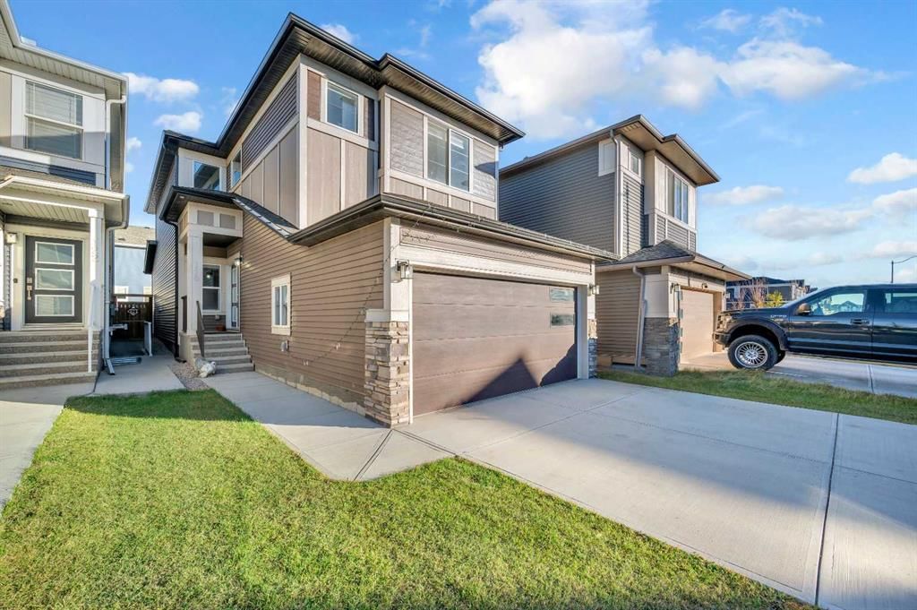 118 Homestead Park NE, Calgary — photo 2 of 47