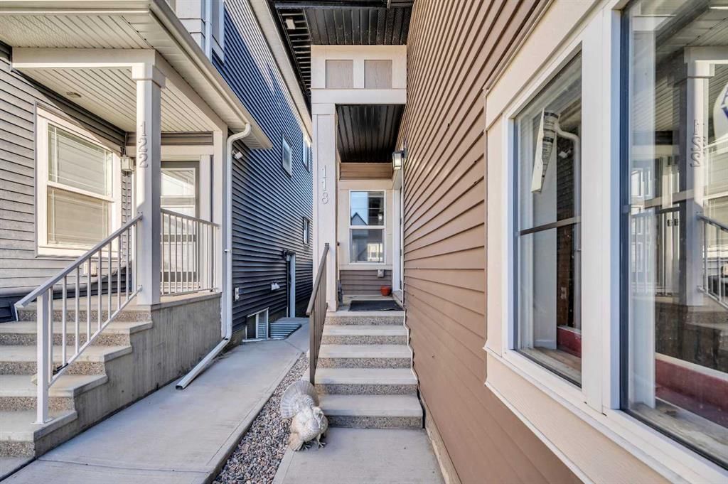 118 Homestead Park NE, Calgary — photo 3 of 47