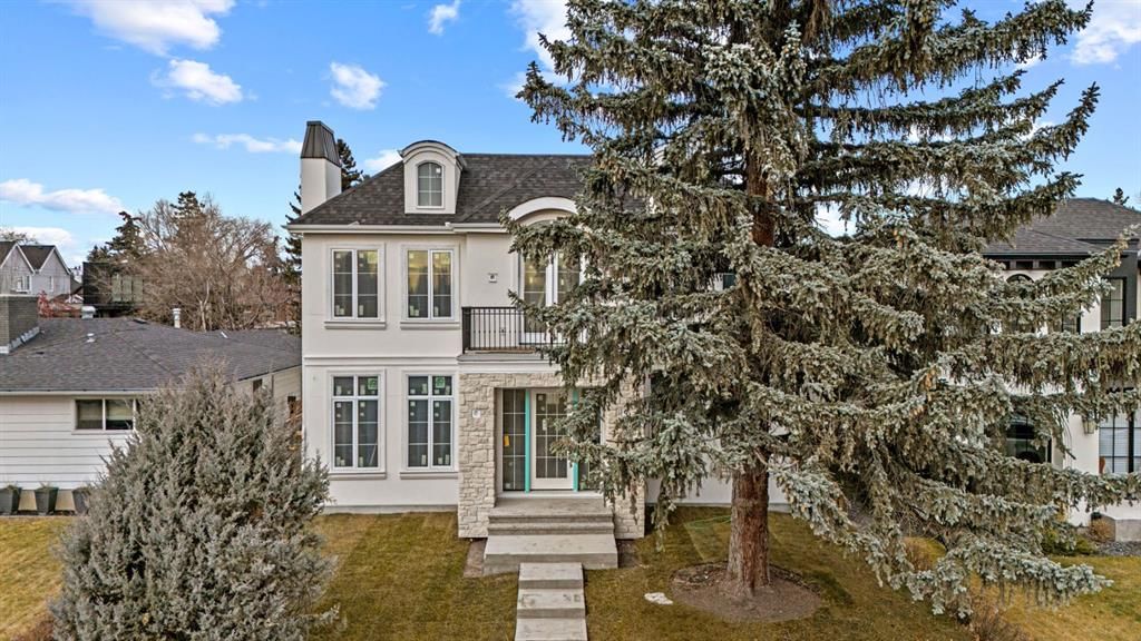 2012 57 Avenue SW, Calgary — photo 2 of 22
