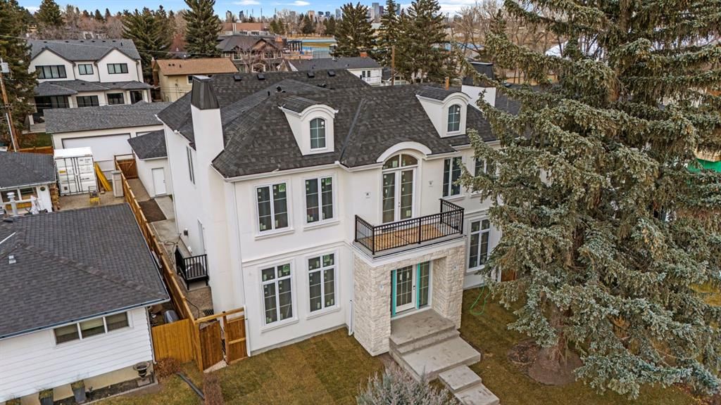 2012 57 Avenue SW, Calgary — photo 3 of 22