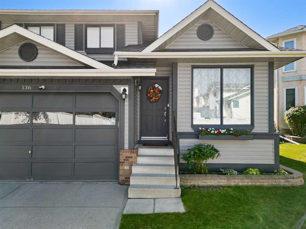 136 Sanderling Close NW, Calgary — photo 2 of 50