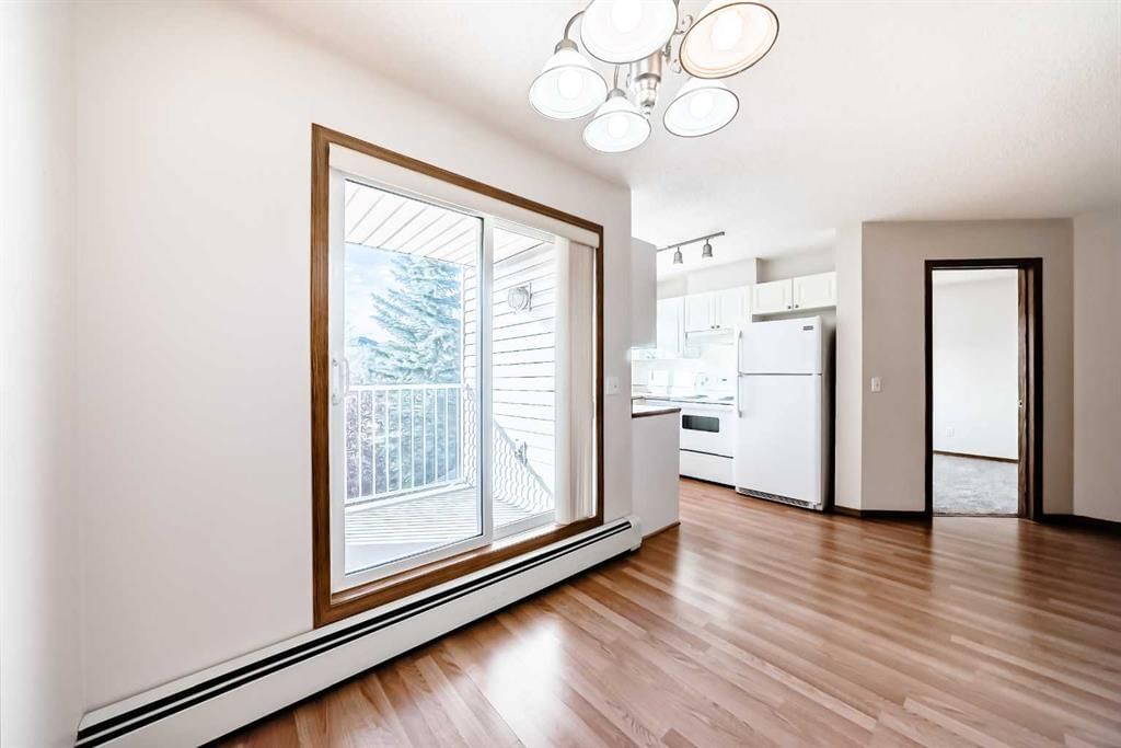 306, 11 Somervale View SW, Calgary — photo 4 of 28