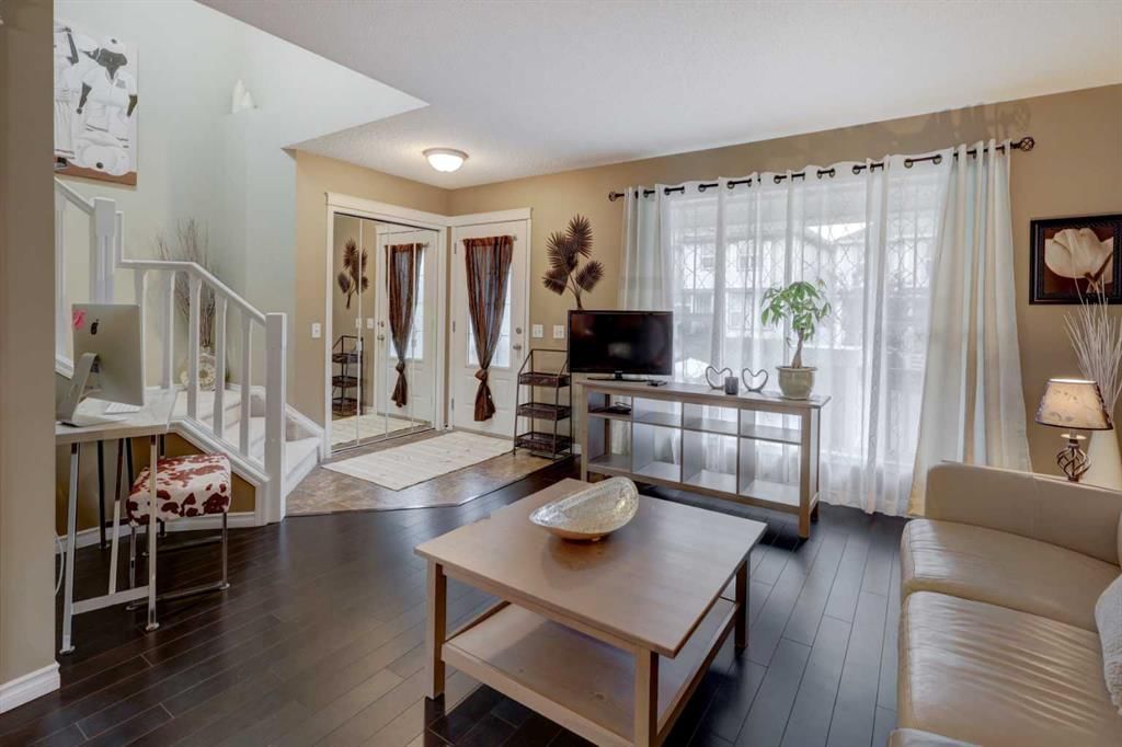 39 Tuscany Springs Place NW, Calgary — photo 3 of 30