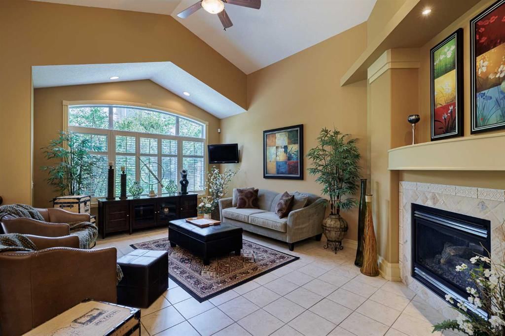 38 Tuscany Glen Park NW, Calgary — photo 2 of 50
